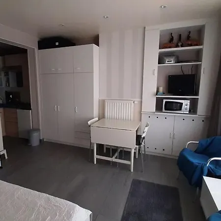 Florivan Comfortable Остенде